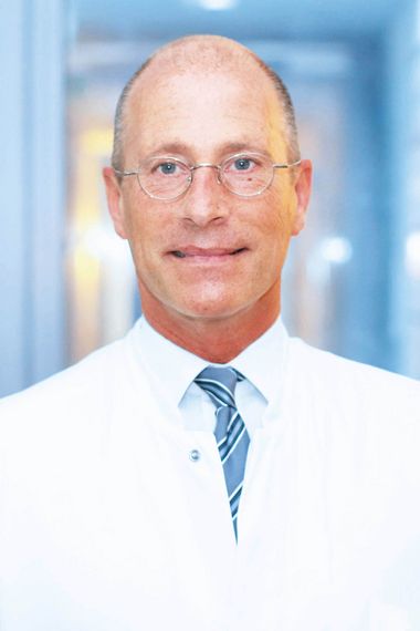 Portrait of Prof. Dr. med. Stefan Rehart, Frankfurt Congress Ambassador.