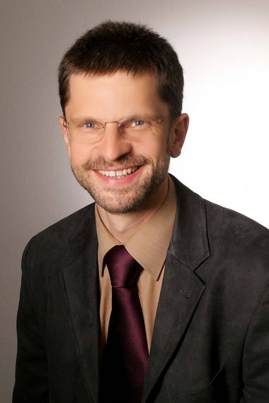 Portätbild von Prof. Dr. med. Ulf Müller-Ladner, Frankfurter Kongress-Botschafter.