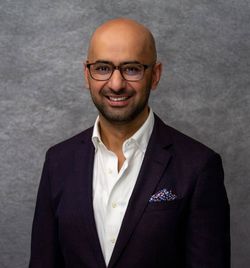 Porträtbild von Arash Momeni Frankfurter Kongress-Botschafter.