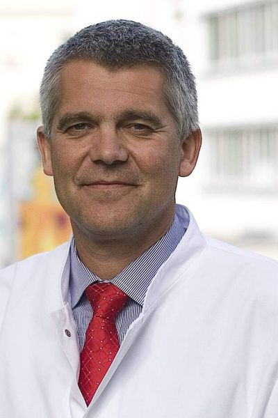 Portrait of Prof. Dr. Dr. Winfried Banzer, Frankfurt Congress Ambassador.